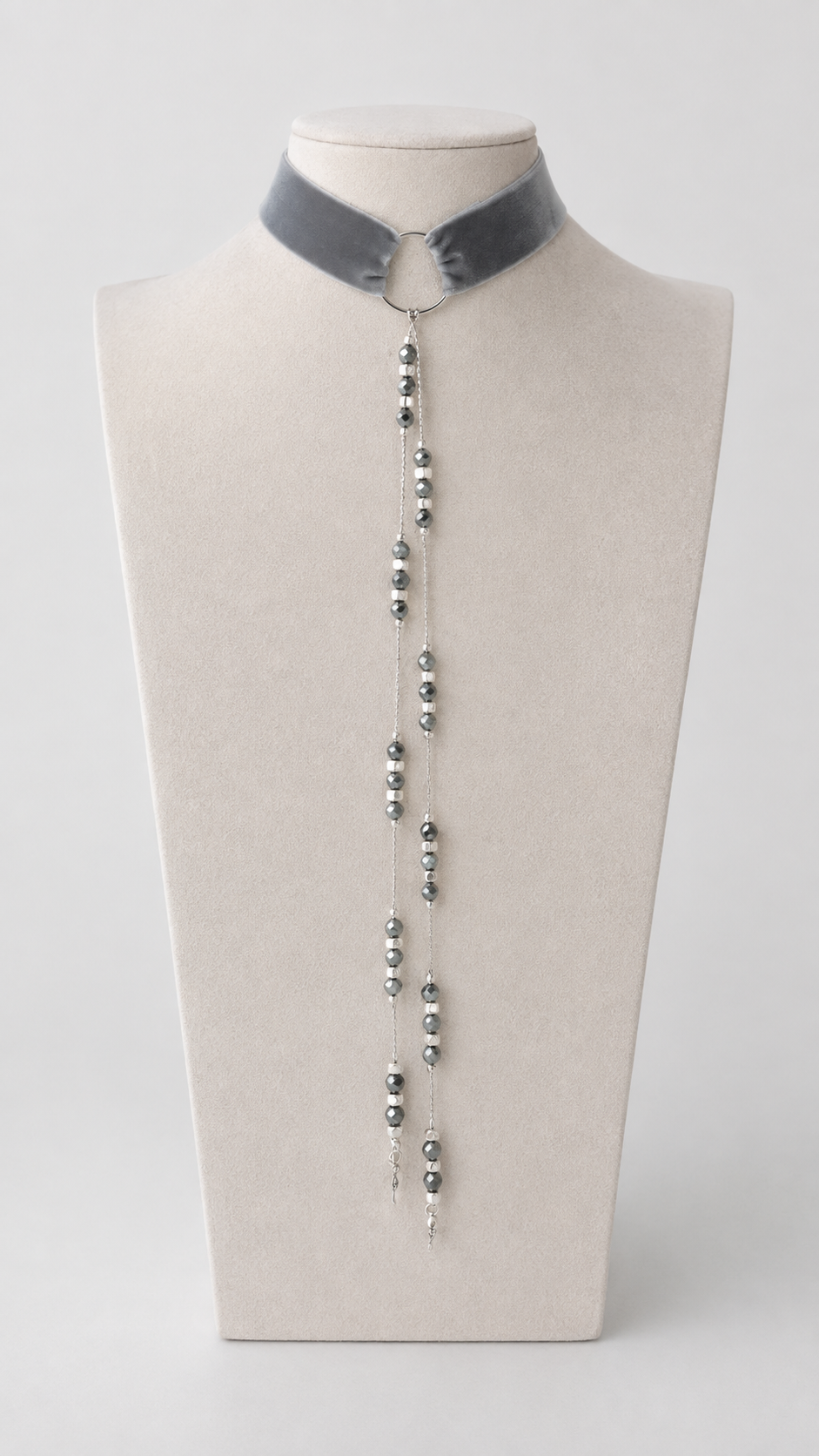 Cascada Gris Choker